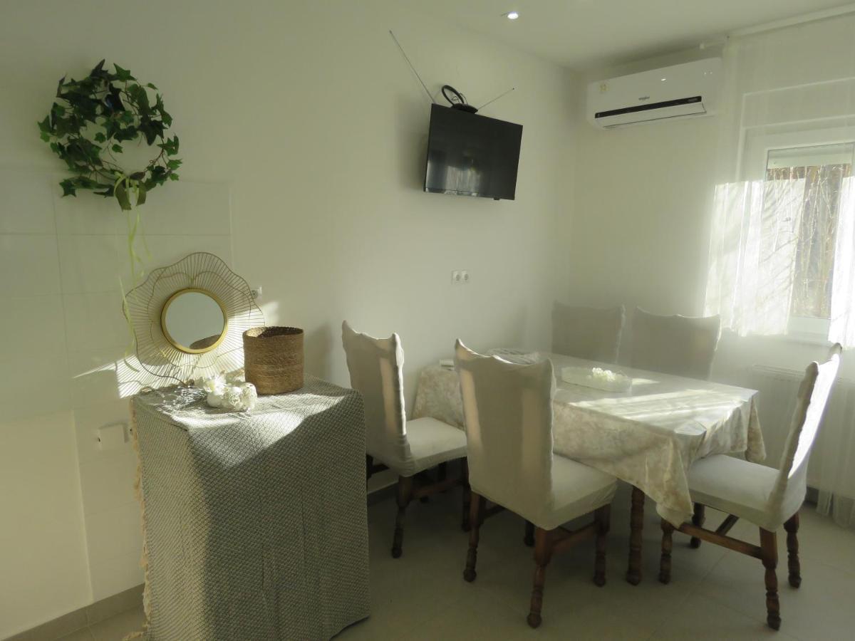Sani Apartments Sveti Kriz Zacretje Ngoại thất bức ảnh